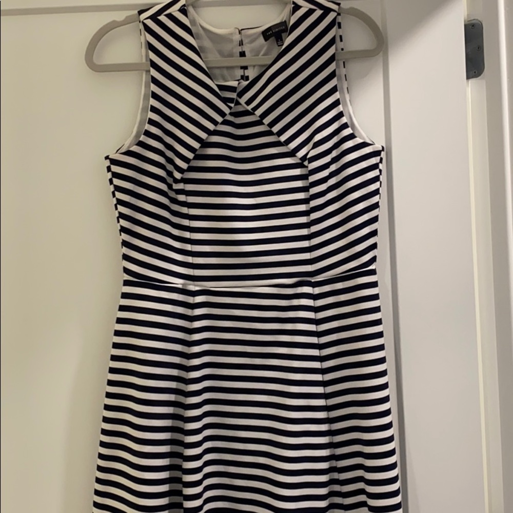 Business professional dress- navy and white
